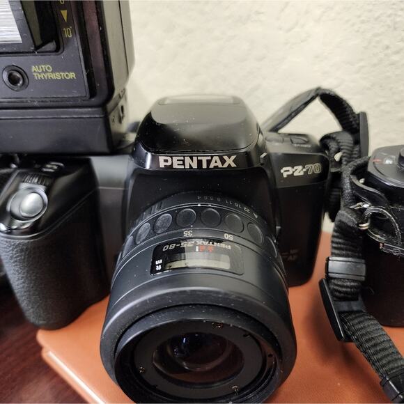 Vintage Pentax 35mm Camera bundle - Picture 3 of 11
